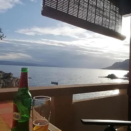 Jakirusa 3 Pensjonat 3*