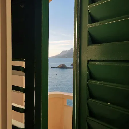 Jakirusa 3 Accommodation Guest house Brela