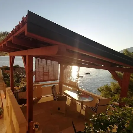 Jakirusa 3 Accommodation